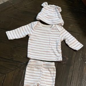 Preemie Outfit